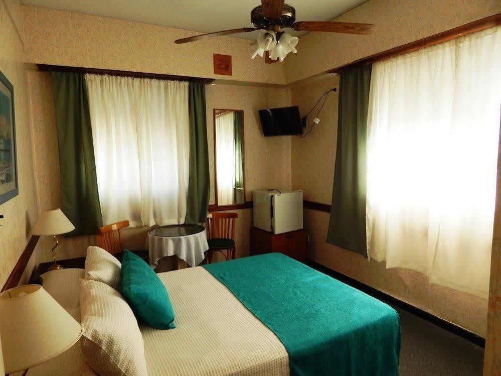 Hotel Atlantico Комодоро-Ривадавия Экстерьер фото
